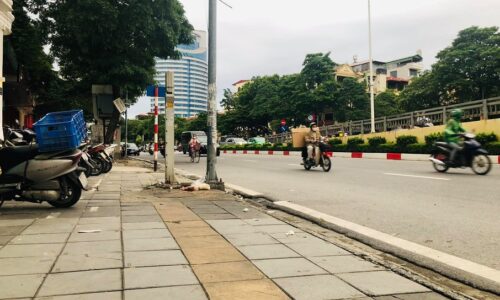 Bán nhà mặt phố Nguyễn Chí Thanh 37m2 15,9 tỷ