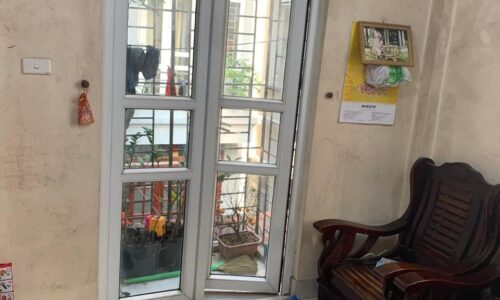 Bán nhà ngõ thông xe máy tránh phố Quan Nhân