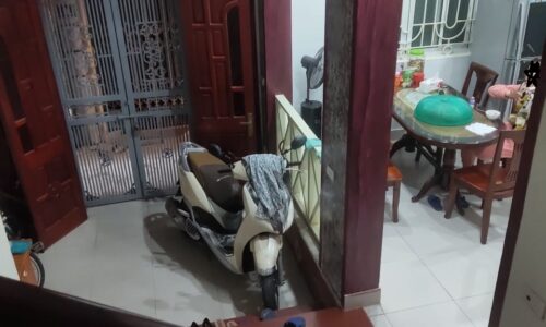 Bán nhà ngõ xe máy tránh đường Hồ Tùng Mậu