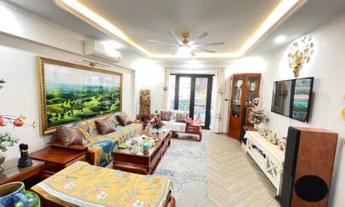 Bán nhà mặt phố Quan Nhân 84 m2 giá 21 tỷ